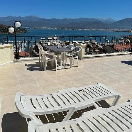 Apartment Terrace Flat With Amazing View Fethiye